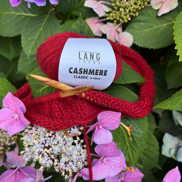 Knitting with CASHMERE CLASSIC