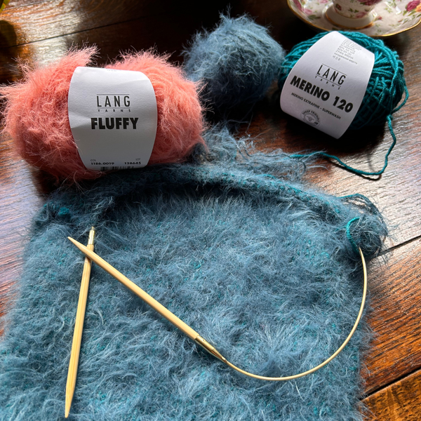 Knitting with FLUFFY