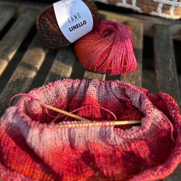 Close-up of LINELLO stitches revealing multi-fibre texture and colour blend