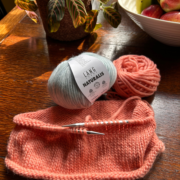 Knitting with NATURALIS