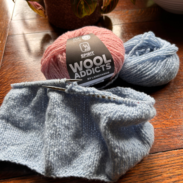 Knitting with SPIRIT