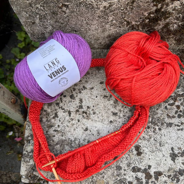 Ball of Lang Yarns VENUS — cotton merino DK blend