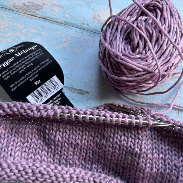 Knitting with REGGAE MÉLANGE