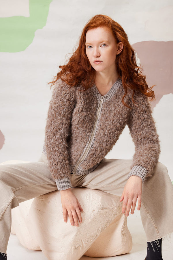 PERDITA Bomber Jacket Pattern Kit in SHIRLEY & MERINO70 by LANGYARNS | Fatto a Mano 290-043