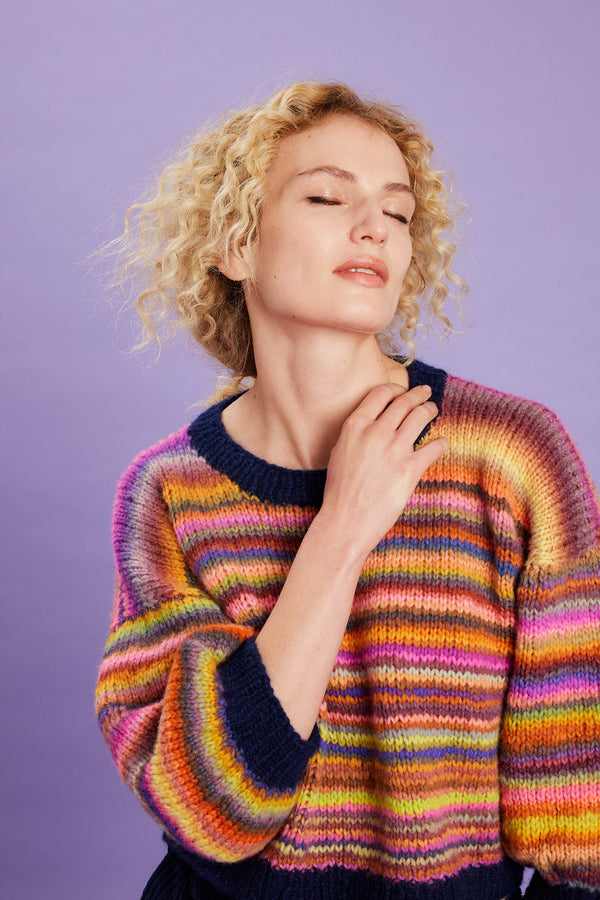 WINOLA Top-down Sweater Pattern Kit in CLOUD & PROMISE by LANGYARNS | Punto 93-004