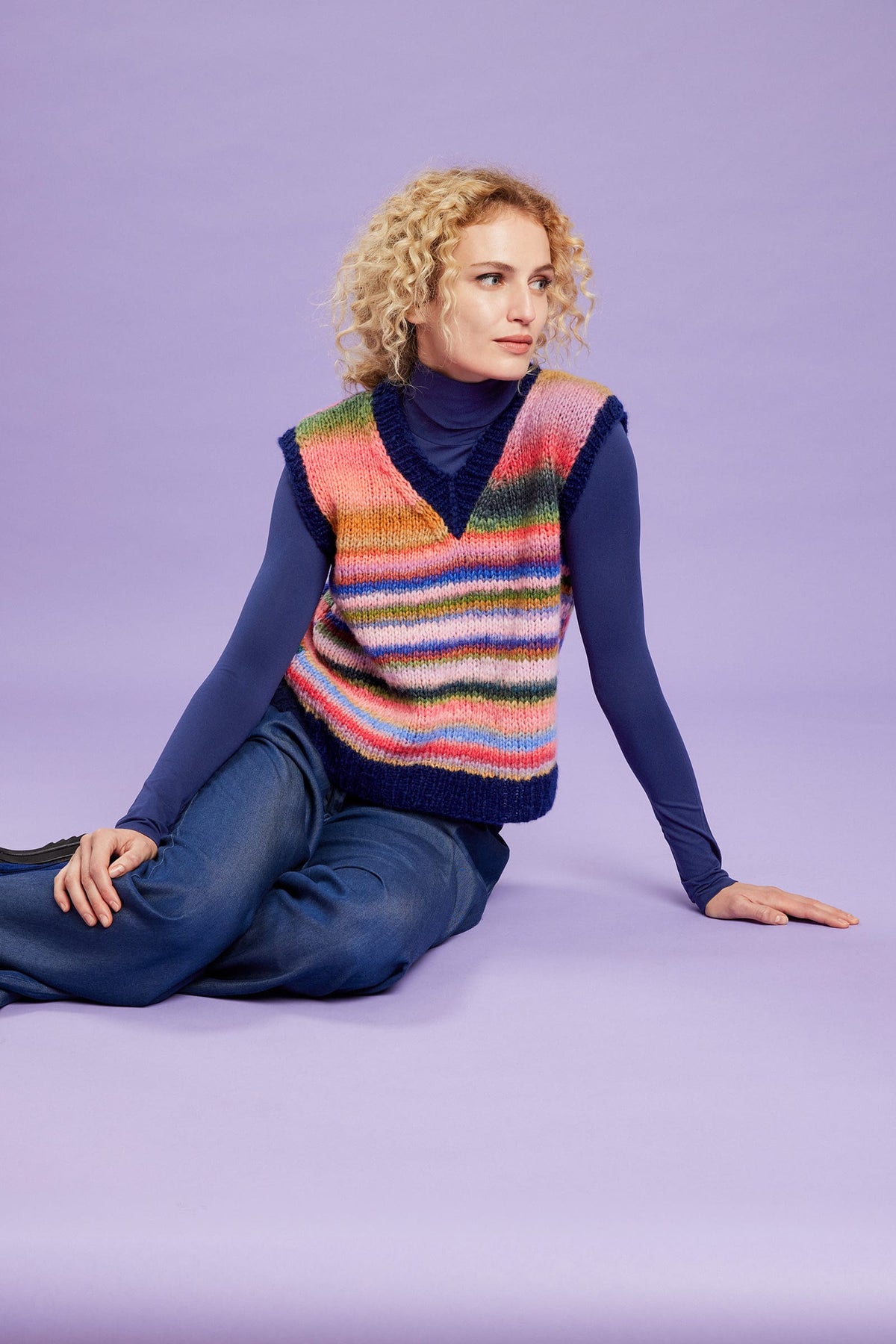 LANGYARNS Kit Knitting Pattern Small - X-Large | 1 ball 1162.0035 | 2 balls 1077.0008 YOKO Vest Pattern Bundle in Cloud & Promise by LANGYARNS | Punto 93-005