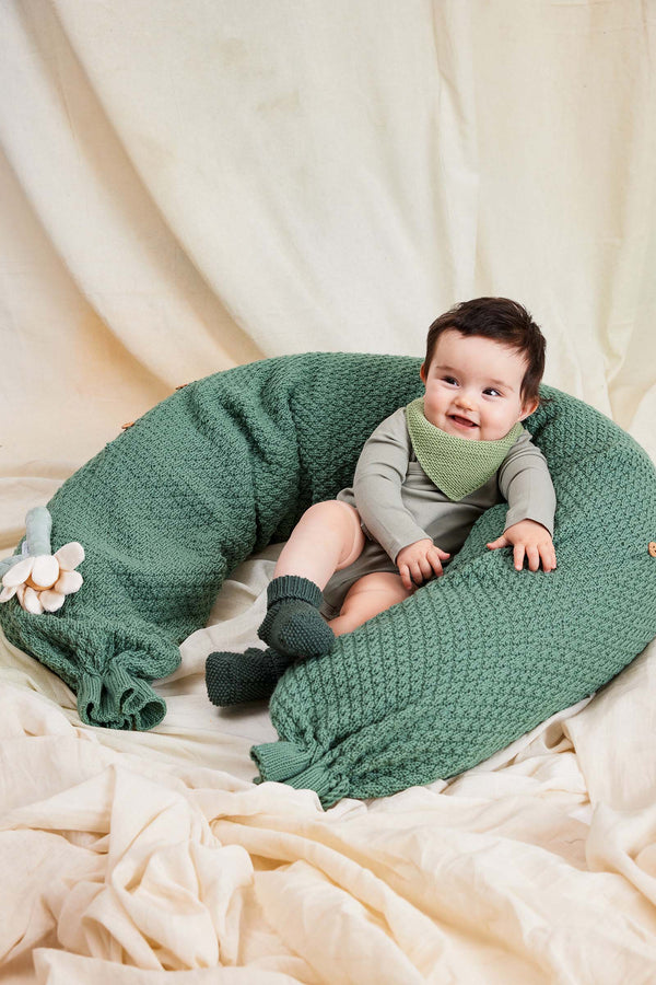 RAE Crochet Nursing cushion Pattern Kit in Merino 150 by LANGYARNS | Punto 99-009