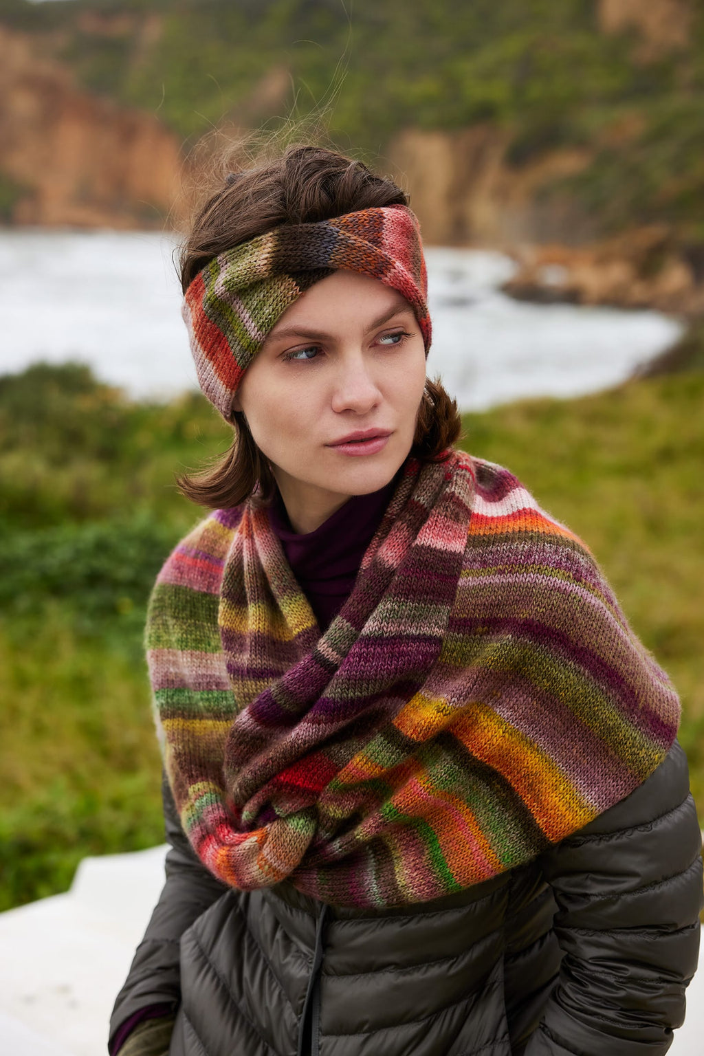 Lang Yarns Knitting Pattern UMIKA Stand-up collar Pattern Bundle in Infinity by LANGYARNS | Punto 100-008