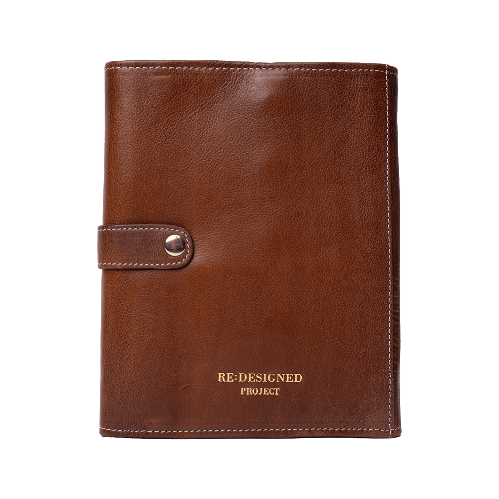 RE:DESIGNED Bag RE:DESIGNED | Project 14 | Needle Case | Walnut Gold