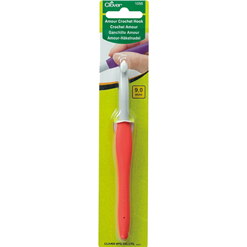 Clover 9.00mm / US size M/13 Clover | Amour Crochet Hooks