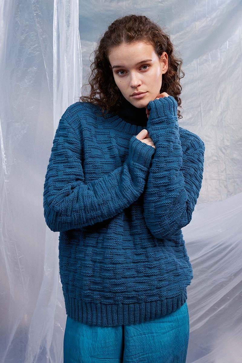 Lang Yarns Knitting Pattern ASHLEY Sweater Pattern Bundle in Merino 120 by LANGYARNS | Fatto a Mano 286-081
