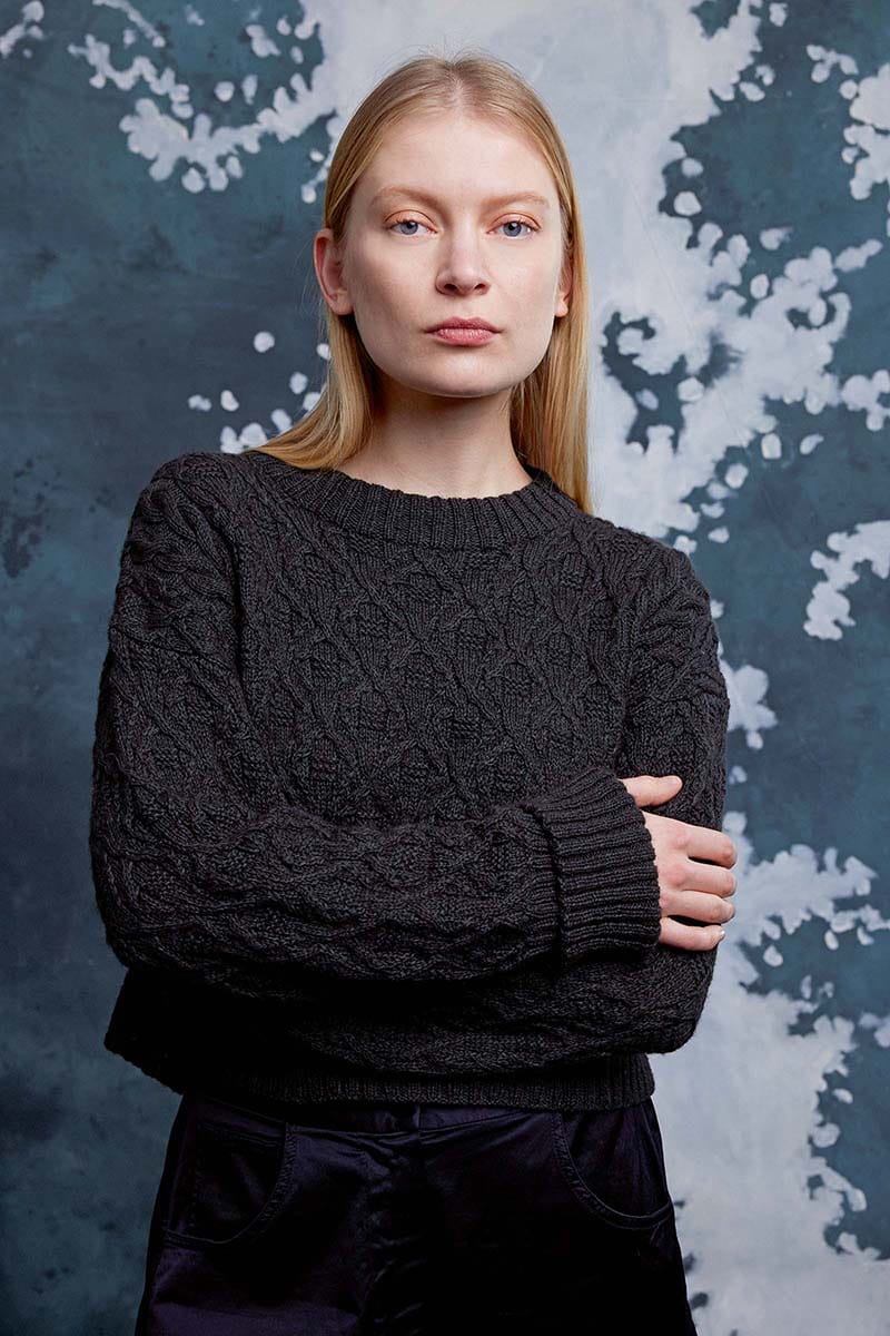 Lang Yarns Knitting Pattern ASIA Sweater Pattern Bundle in Vaya by LANGYARNS | Fatto a Mano 286-036