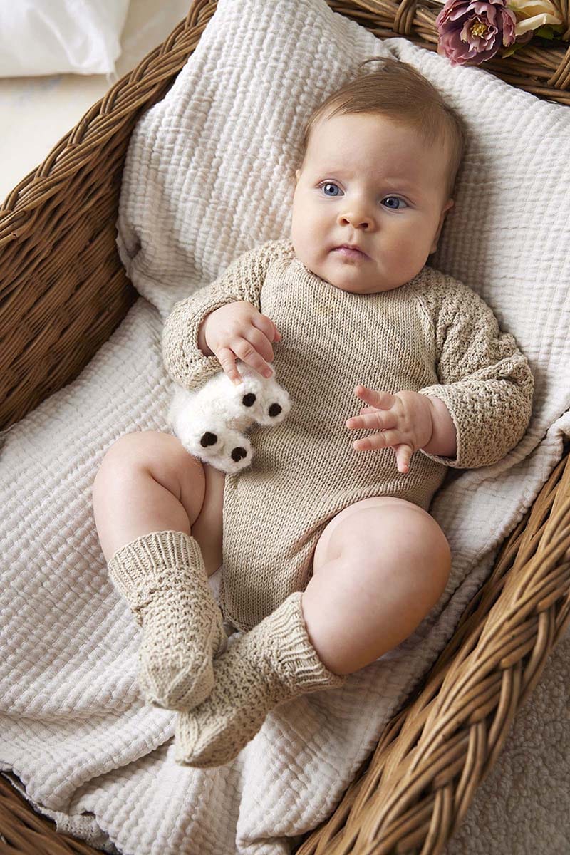 Lang Yarns Knitting Pattern BJORN Bodysuit Pattern Bundle in Baby Cotton Naturally Coloured by LANGYARNS | Punto 83-013