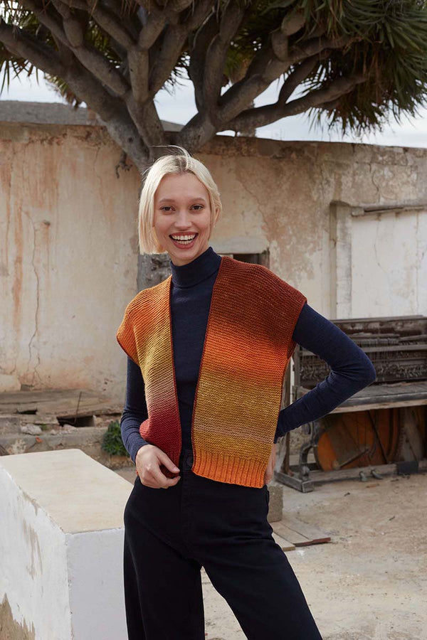 BORN-TO-MOVE Gilet Pattern Kit in MOVE 6PLY by WOOLADDICTS | Punto 79-005