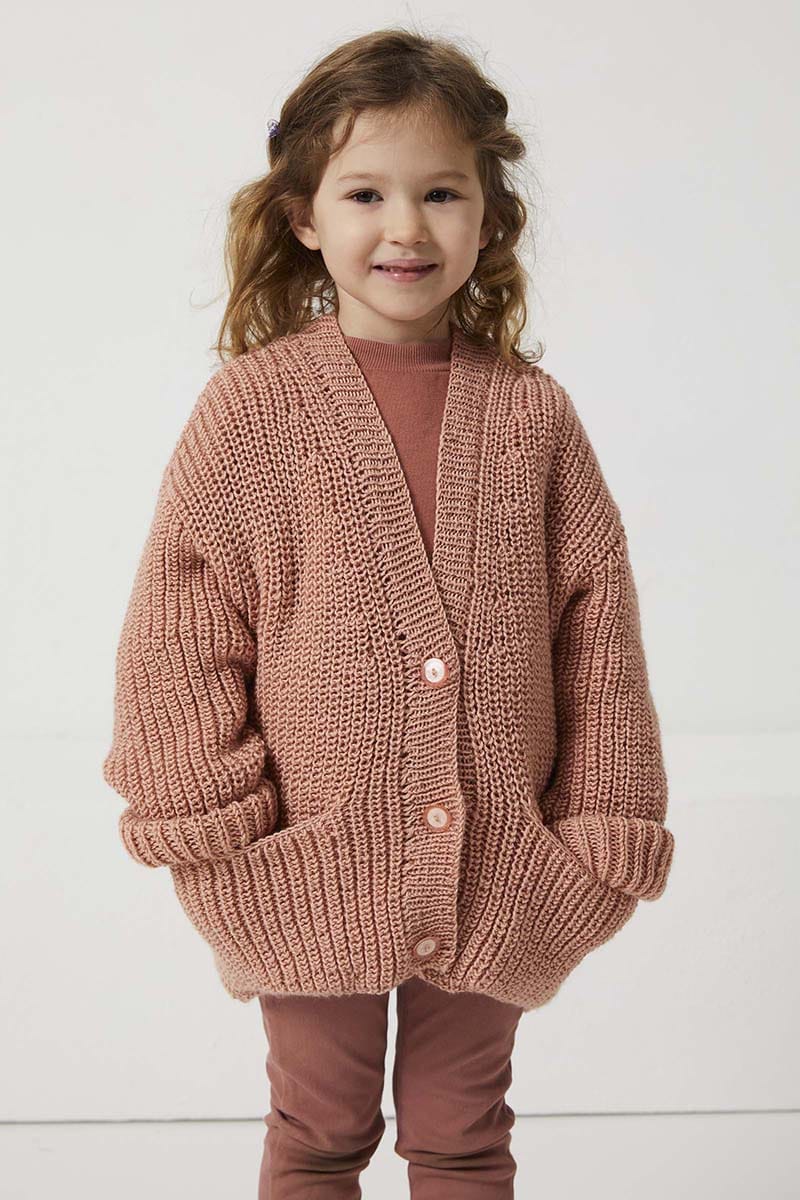Lang Yarns Knitting Pattern Cardigan Pattern Bundle in ATLANTIS by LANGYARNS | Punto 41-017