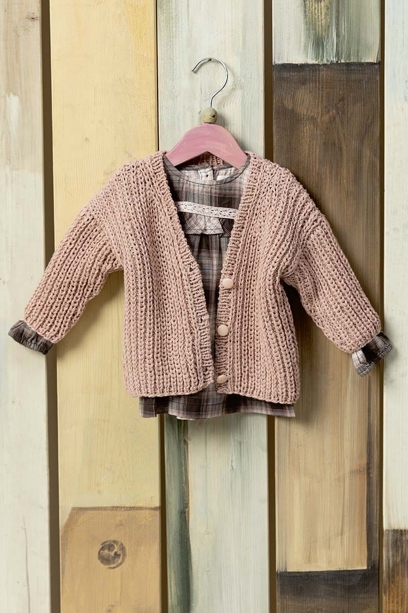 Lang Yarns Knitting Pattern Cardigan Pattern Bundle in BABY COTTON by LANGYARNS | Punto 25-003