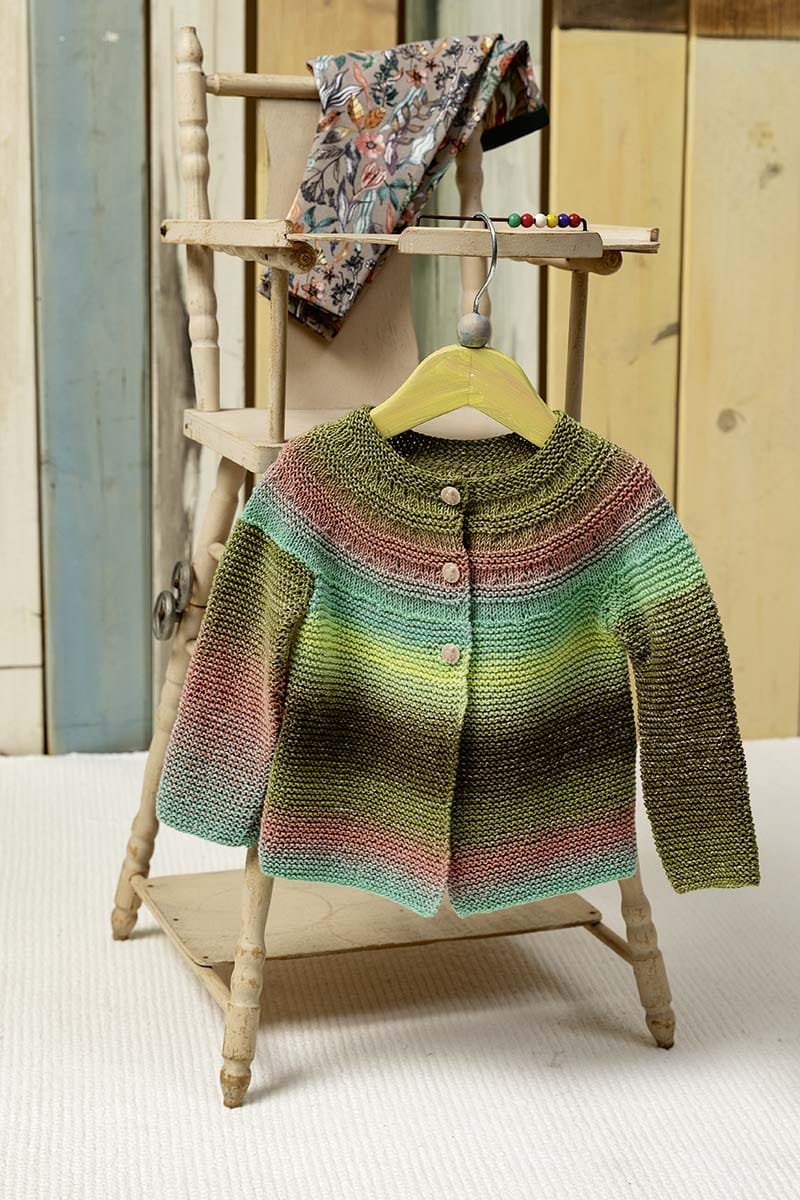 Lang Yarns Knitting Pattern Cardigan Pattern Bundle in BABY COTTON COLOR by LANGYARNS | Punto 25-002