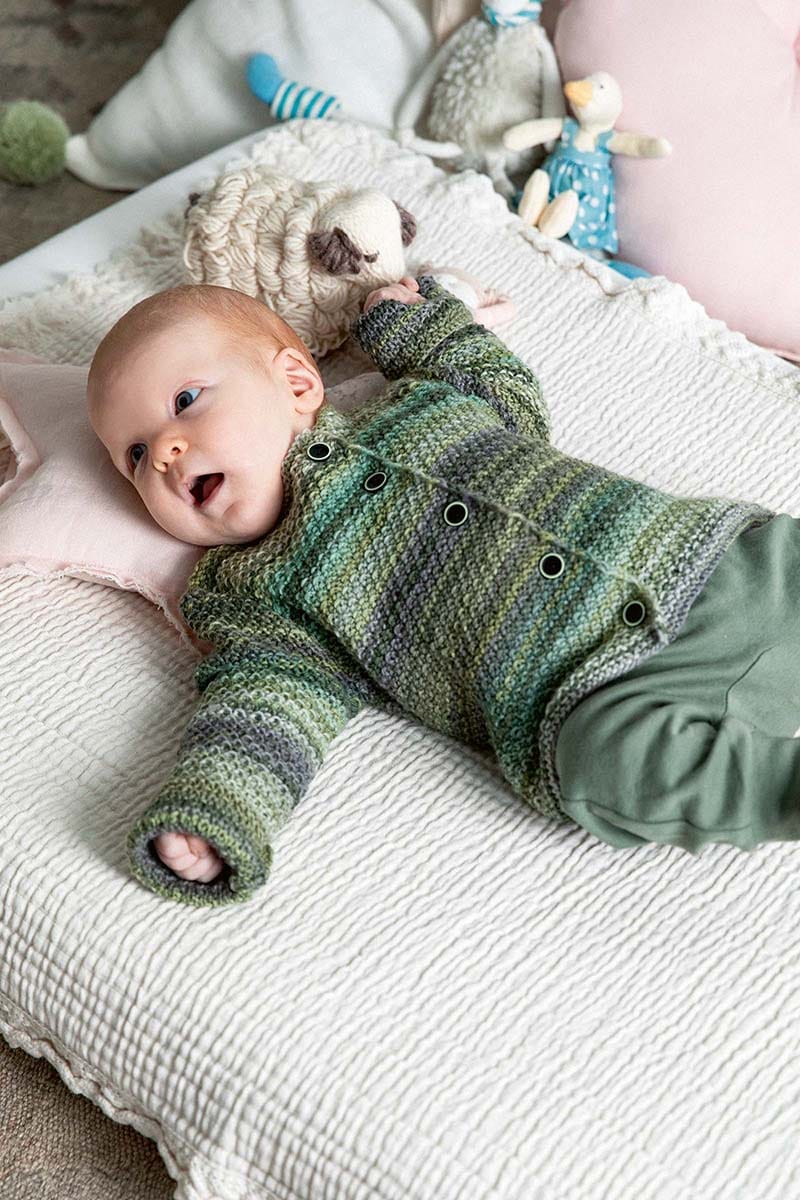 Lang Yarns Knitting Pattern Cardigan Pattern Bundle in MERINO 200 BEBE COLOUR by LANGYARNS | Punto 54-009