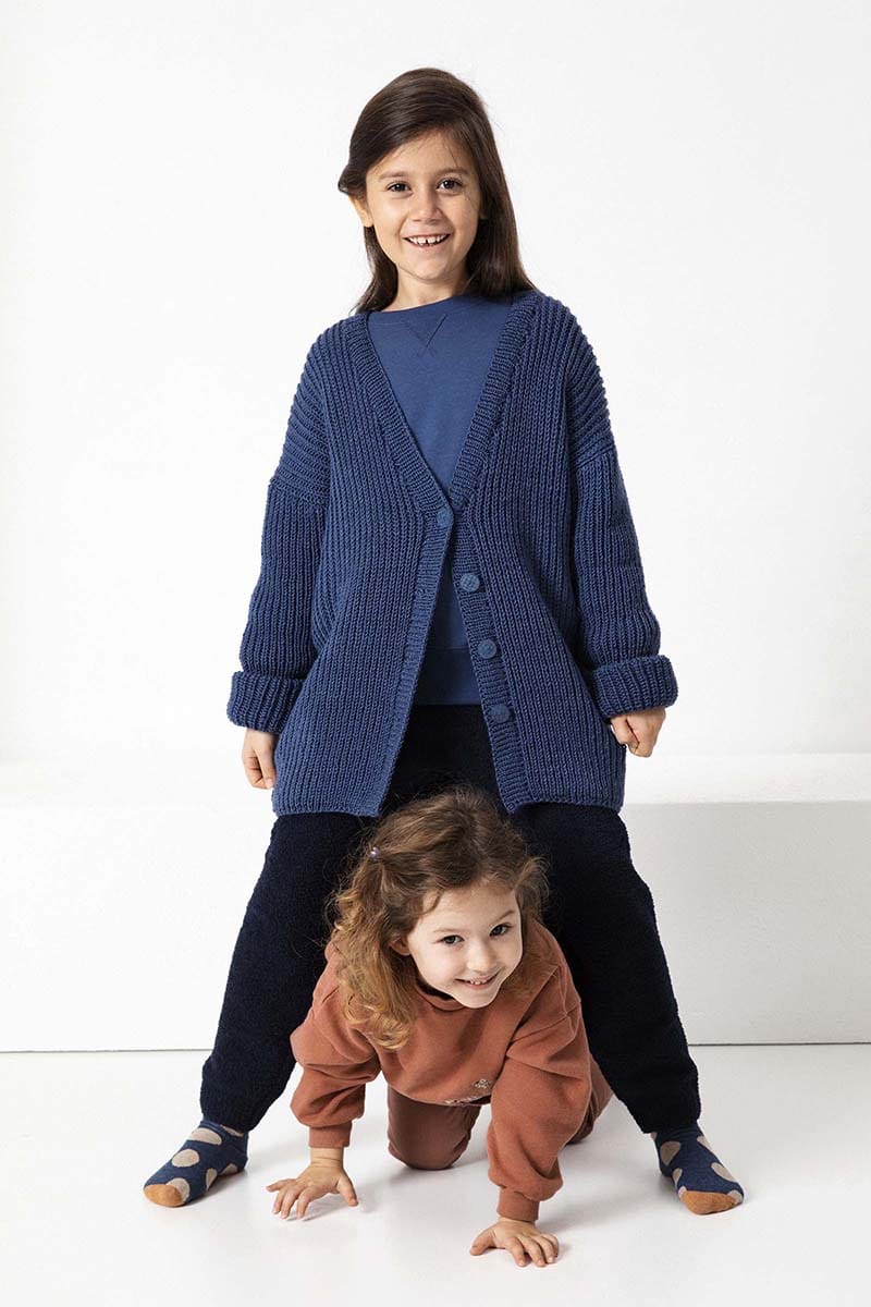 Lang Yarns Knitting Pattern Child's cardigan Pattern Bundle in ATLANTIS by LANGYARNS | Punto 41-020