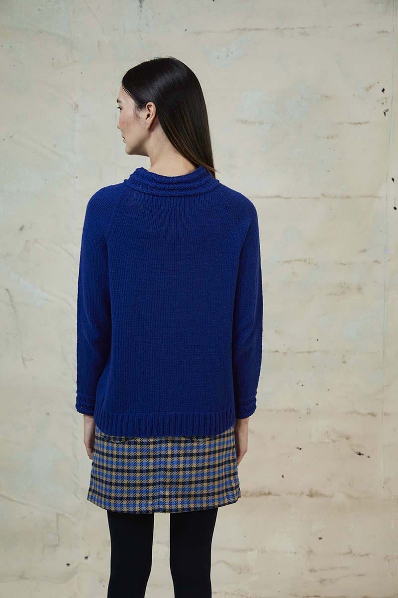 Lang Yarns Knitting Pattern CLARA Sweater Pattern Bundle in Cashmere Premium by LANGYARNS | Punto 60-007