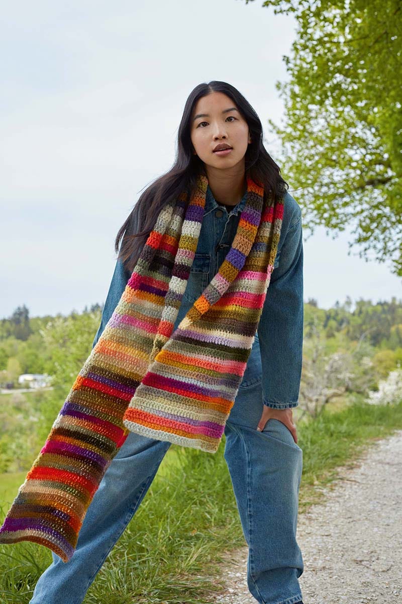 Lang Yarns Knitting Pattern Crocheted scarf Pattern Bundle in CLOUD by LANGYARNS | Punto 45-003