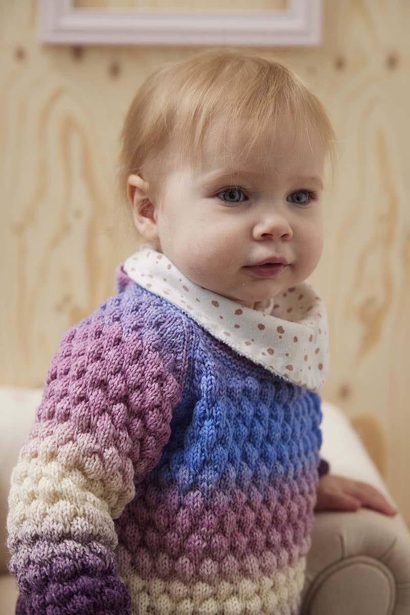 Lang Yarns Knitting Pattern DAGMAR Sweater Pattern Bundle in Merino 200 Bébé Colour by LANGYARNS | Punto 80-011