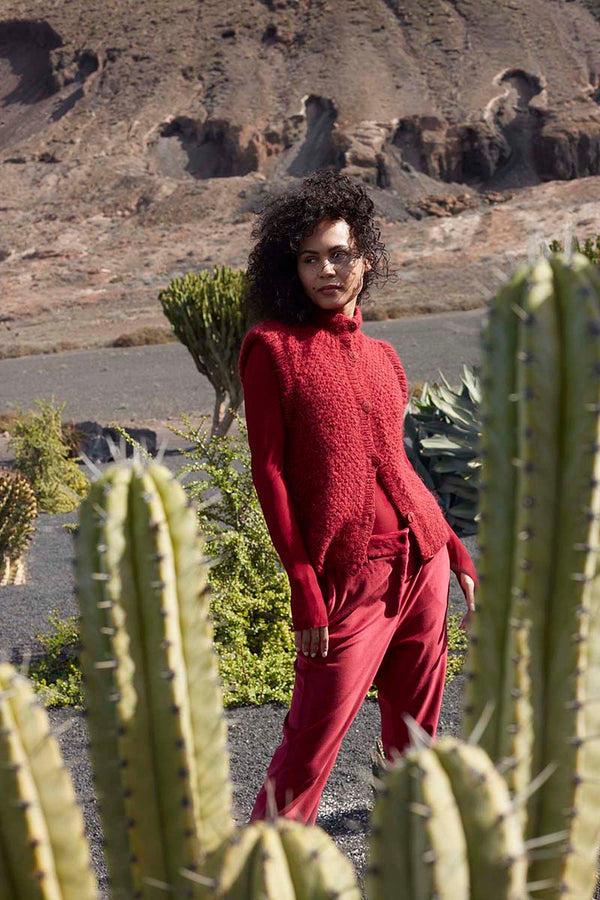 DEEP-SANCTUARY Gilet Pattern Kit in HONOR by WOOLADDICTS | WOOLADDICTS #13-024
