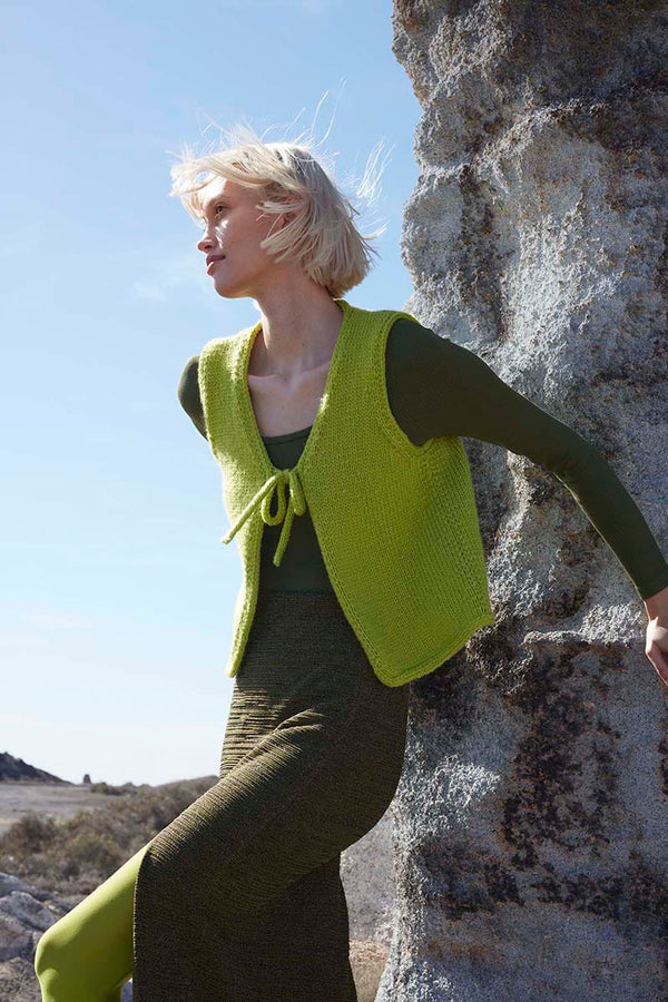 DESERT-REVIVAL Gilet Pattern Kit in MEMORY by WOOLADDICTS | WOOLADDICTS #13-008