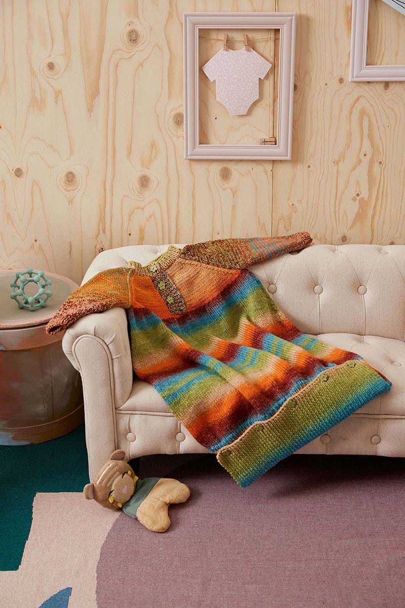Lang Yarns Knitting Pattern ELLI Sleeping bag Pattern Bundle in Merino 200 Bébé Color by LANGYARNS | Punto 80-002