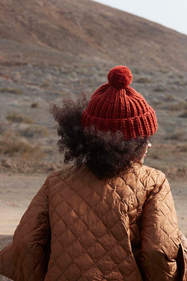 FIRED-CLAY Hat Pattern Kit in FIRE by WOOLADDICTS | WOOLADDICTS #13-028