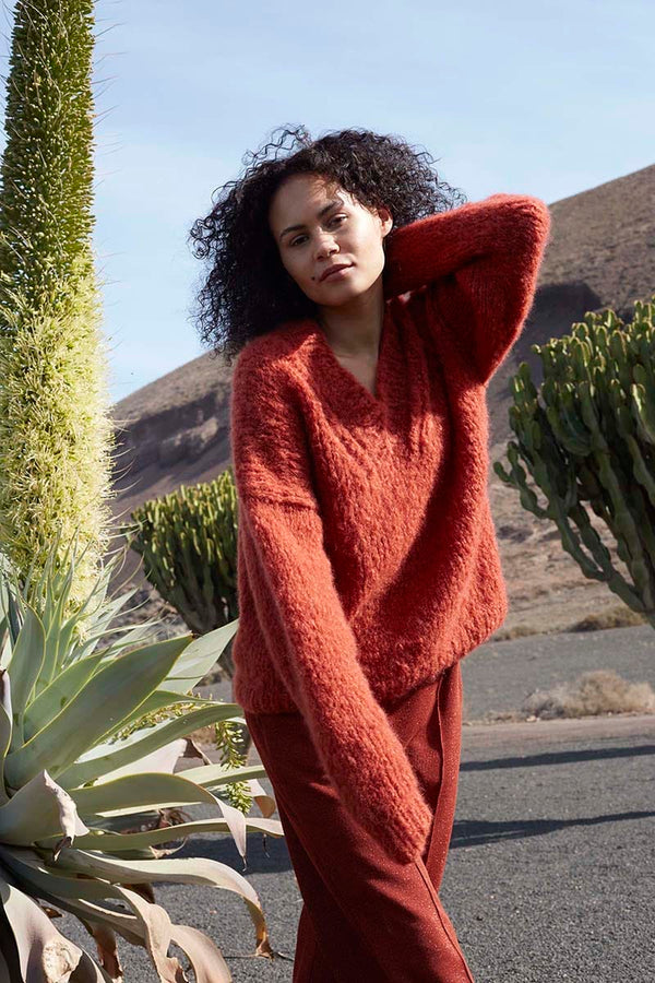 GAIAS-EMBRACE Sweater Pattern Kit in DESIRE by WOOLADDICTS | WOOLADDICTS #13-022