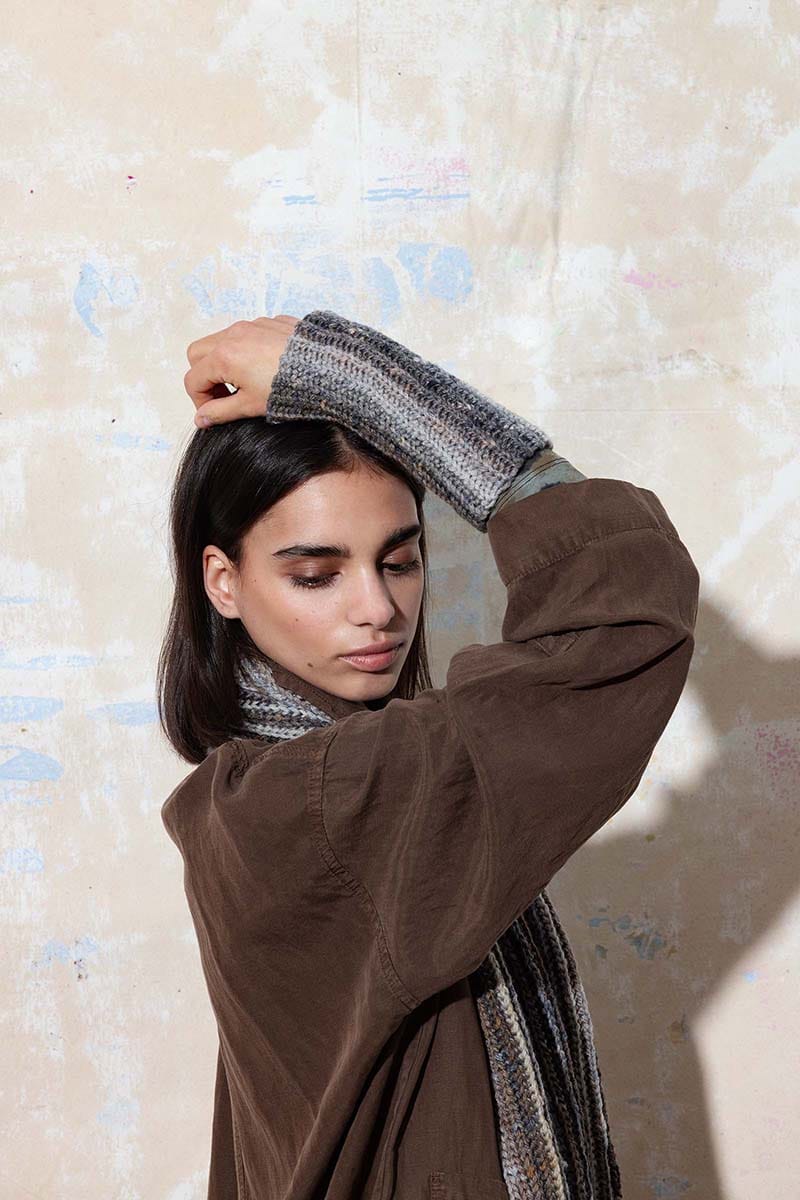 Lang Yarns Knitting Pattern INGA Wrist warmers Pattern Bundle in Magnolia by LANGYARNS | Punto 74-005