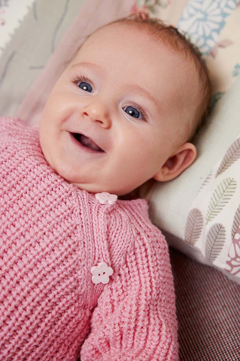 Lang Yarns Knitting Pattern ISLA Long-sleeved romper Pattern Bundle in Merino 200 Bébé by LANGYARNS | Punto 80-014