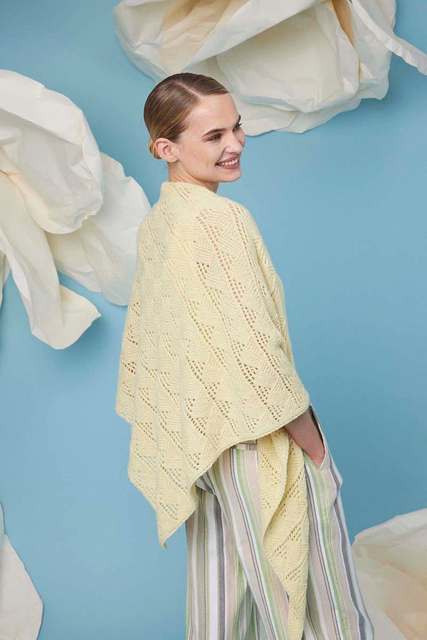 IVY Triangular Shawl Pattern Kit in REGINA by LANGYARNS | Fatto a Mano 288-044