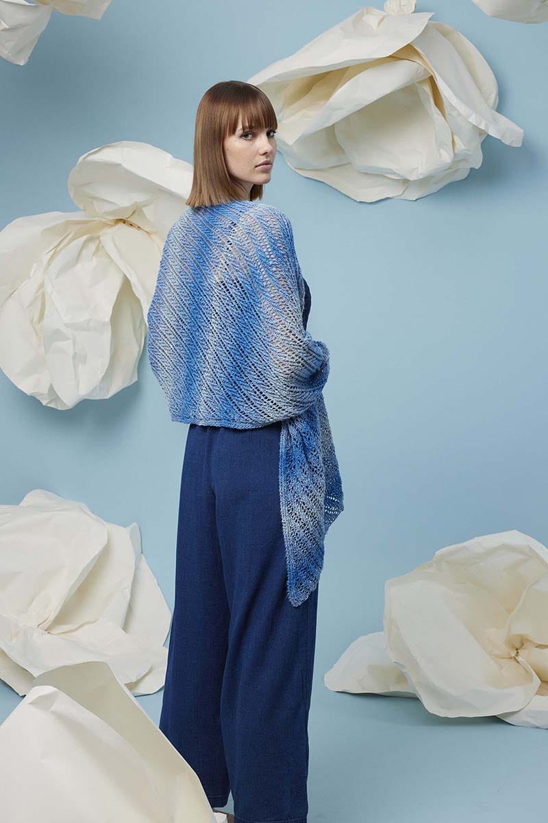 Lang Yarns Knitting Pattern Janina Shawl Pattern Bundle in Linello by LANGYARNS | Fatto a Mano 288-055