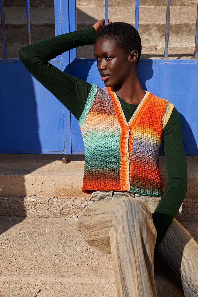 Lang Yarns Knitting Pattern JOYFUL HEART Vest Pattern Bundle in Move 6ply by LANGYARNS | Punto 86-011