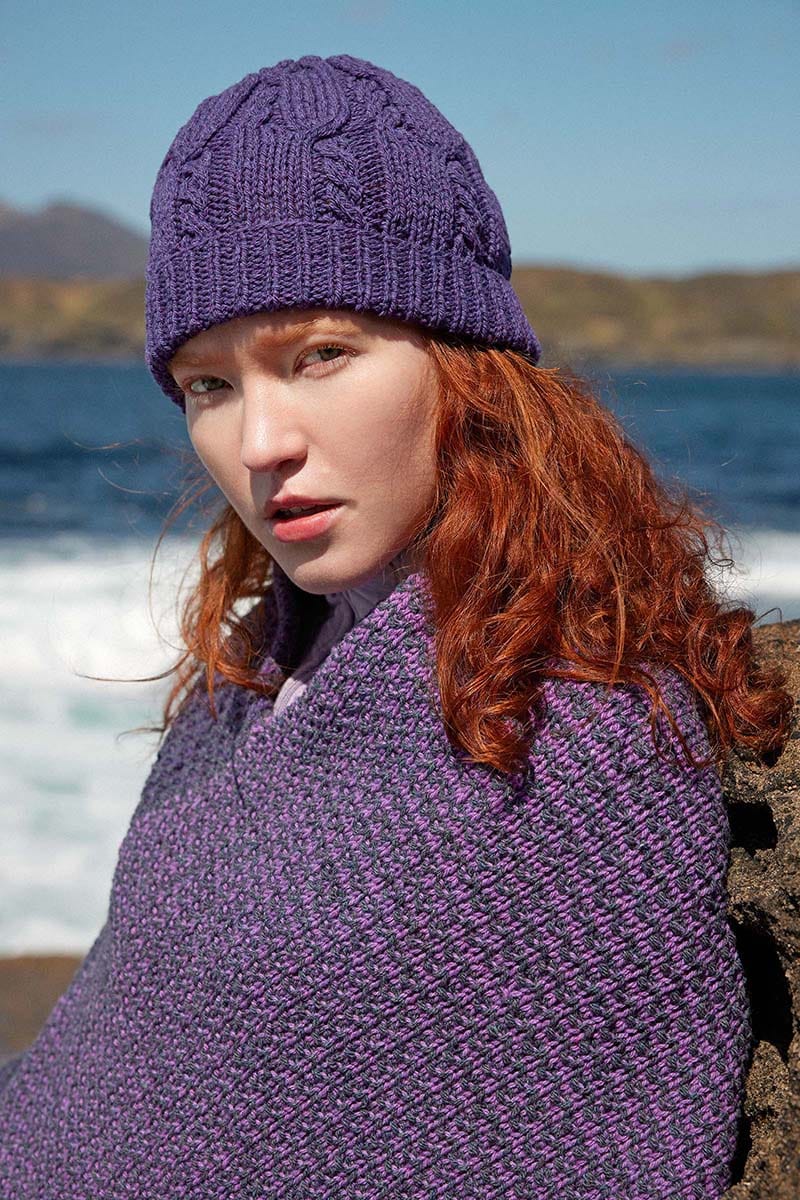 Lang Yarns Knitting Pattern KEELEY Hat Pattern Bundle in Donegal Woolen Spun by LANGYARNS | Punto 87-087