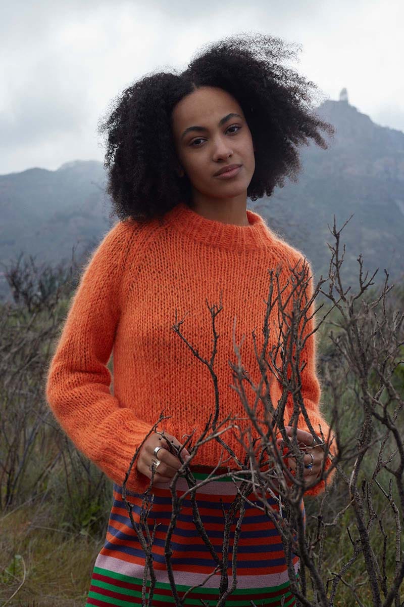 Lang Yarns Knitting Pattern KEEP CLIMBING Sweater Pattern Bundle in HONOR by LANGYARNS | WOOLADDICTS #11-020