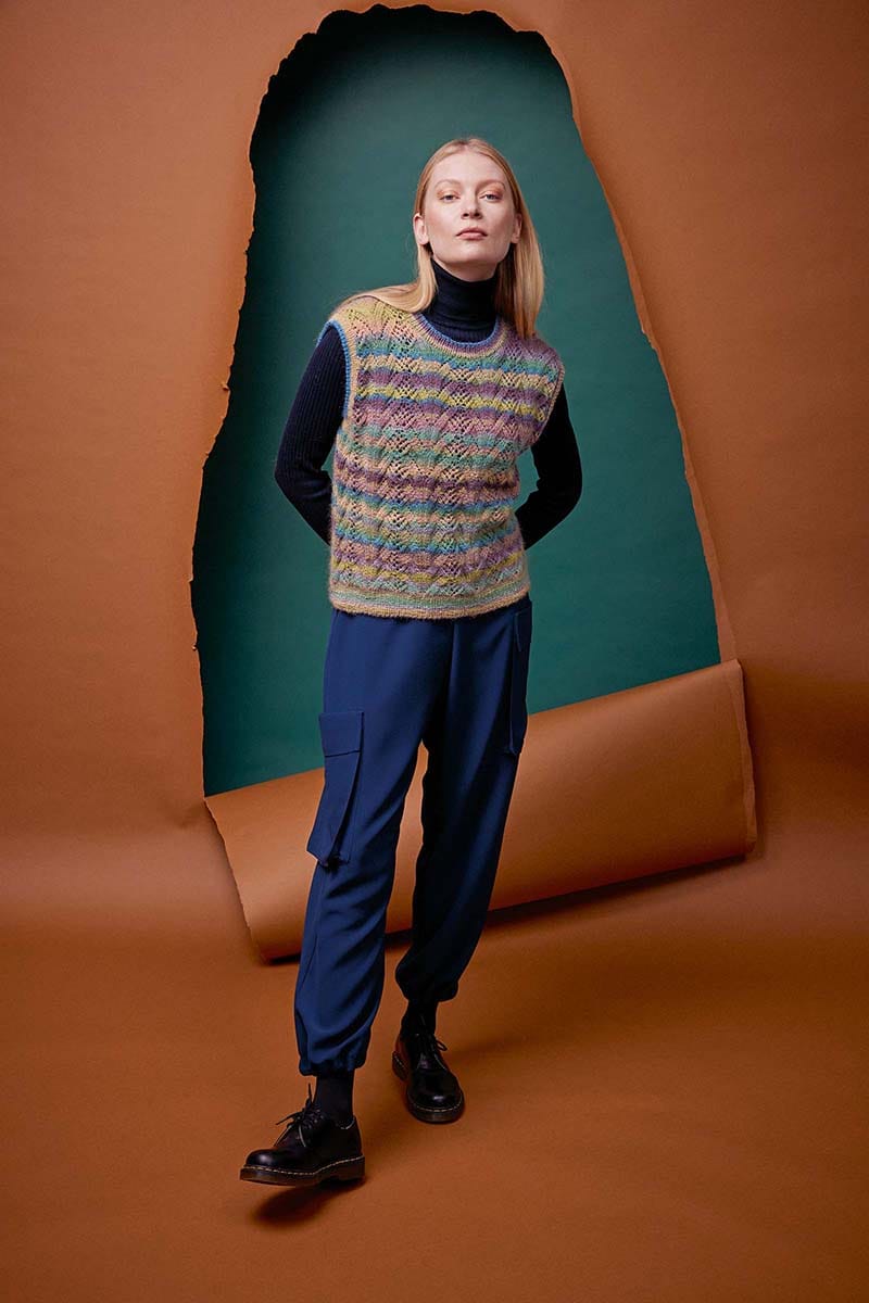 Lang Yarns Knitting Pattern KELSEY Slipover Pattern Bundle in AURORA | FATTO A MANO 286