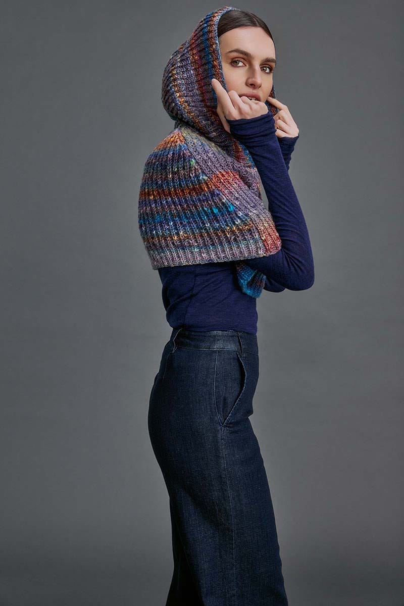 Lang Yarns Knitting Pattern LENA Poncho Pattern Bundle in Magnolia by LANGYARNS | Punto 088