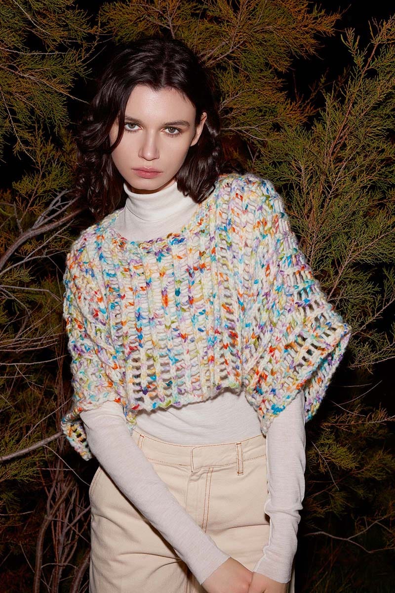 Lang Yarns Knitting Pattern LIA Cropped Top Pattern Bundle in Mosaic by LANGYARNS | Punto 84-043