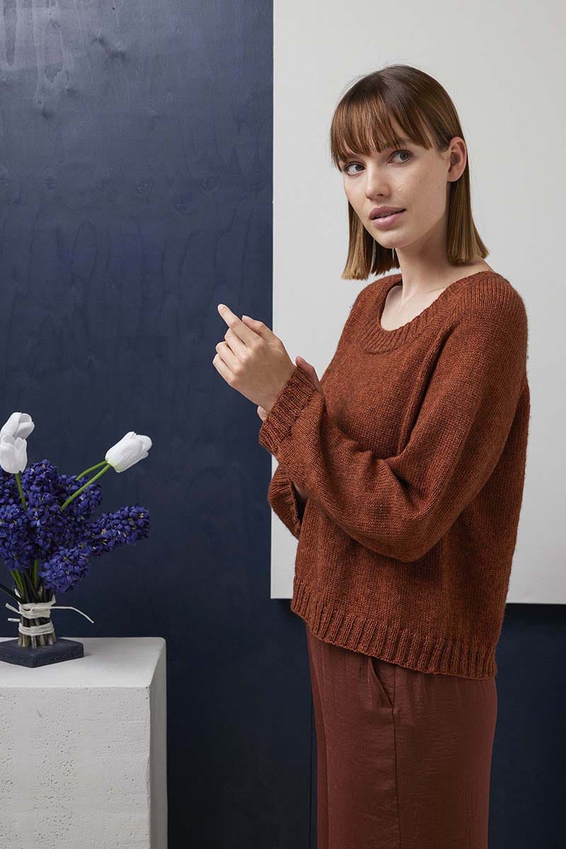 Lang Yarns Knitting Pattern Linde Sweater Pattern Bundle in Vaya by LANGYARNS | Fatto a Mano 288-038