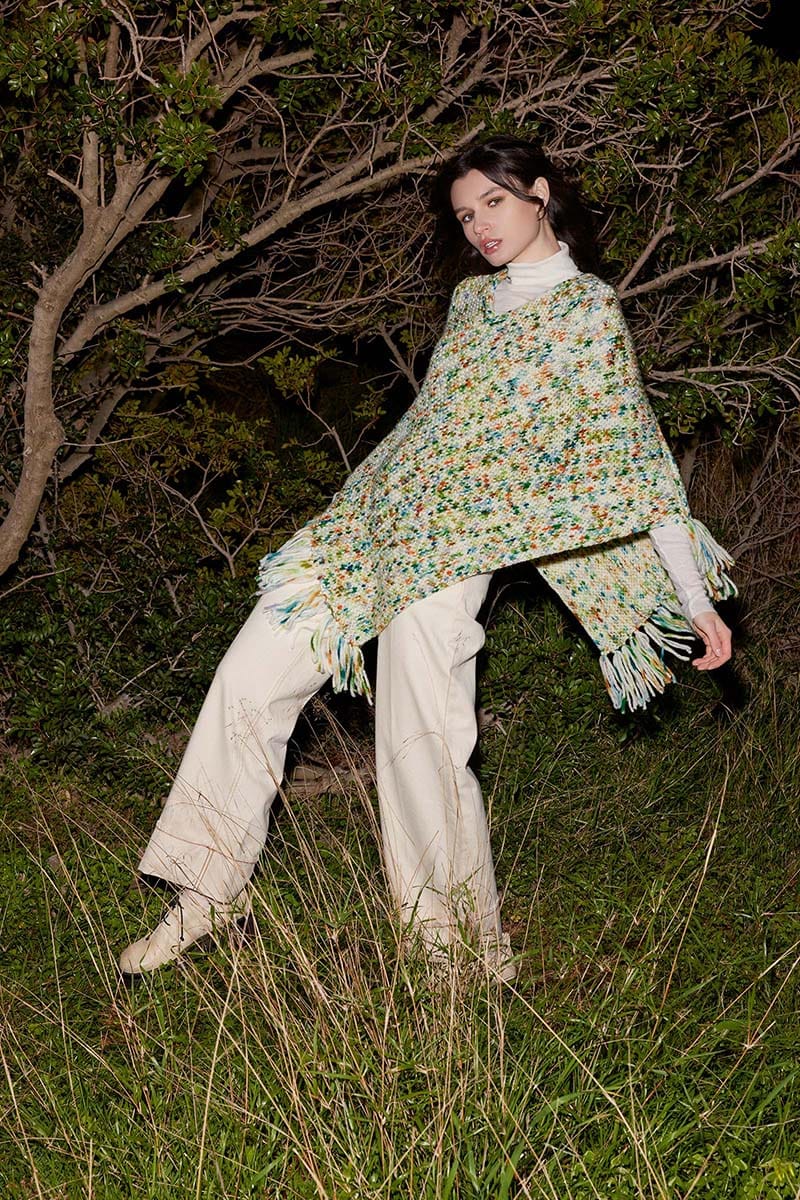Lang Yarns Knitting Pattern MADDY Poncho Pattern Bundle in Mosaic by LANGYARNS | Punto 84-046