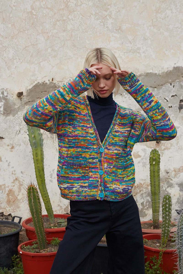 MOVEMENTUM Cardigan Pattern Kit in MOVE 8PLY by WOOLADDICTS | Punto 79-002