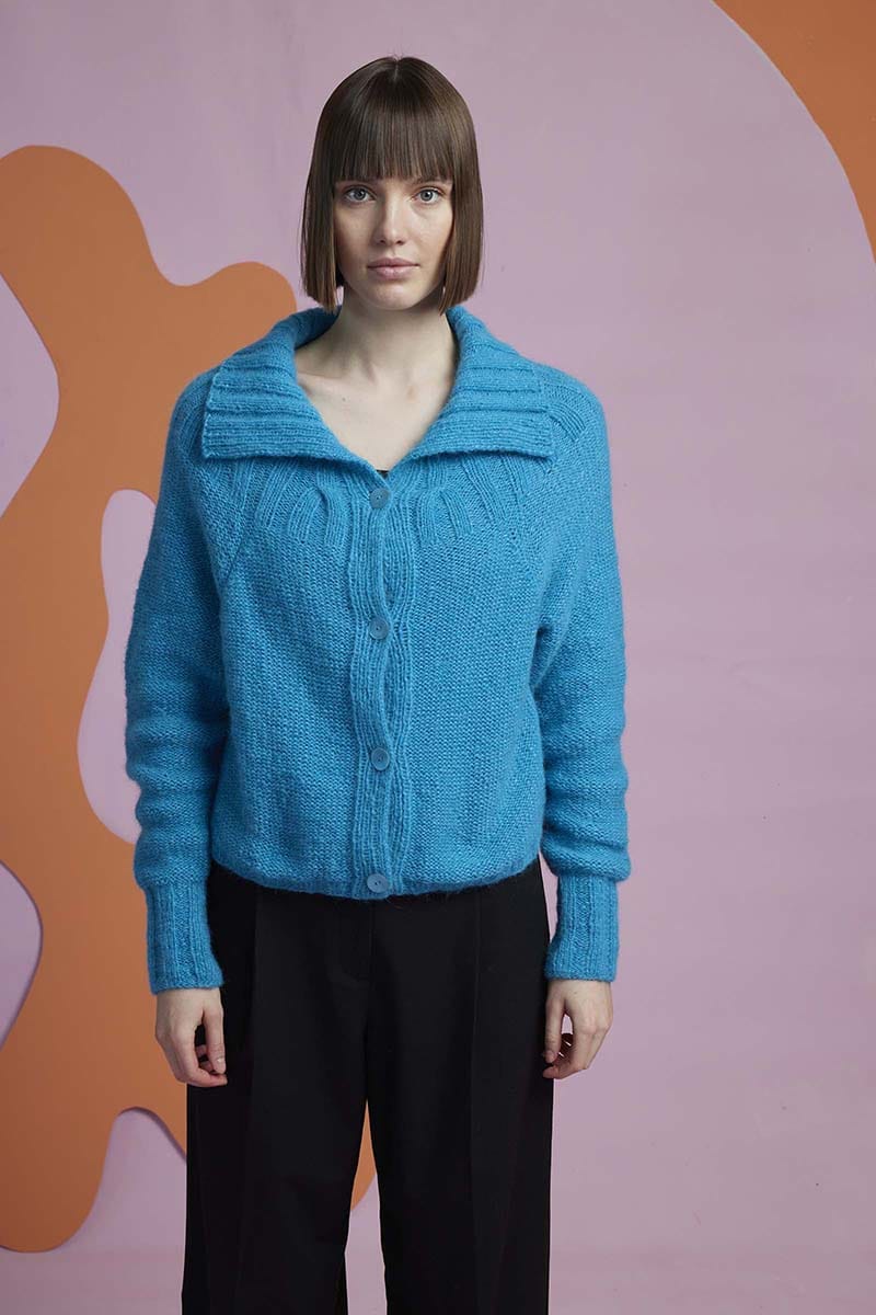Lang Yarns Knitting Pattern MUIRIA Cardigan Pattern Bundle in Malou Light by LANGYARNS | Fatto a Mano 282-001