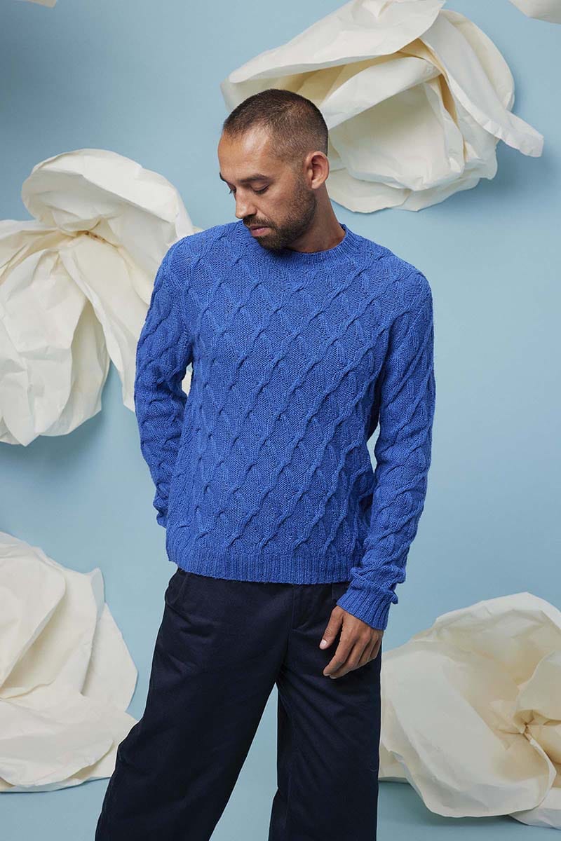 Lang Yarns Knitting Pattern Noah Sweater Pattern Bundle in Ananas by LANGYARNS | Fatto a Mano 288-058