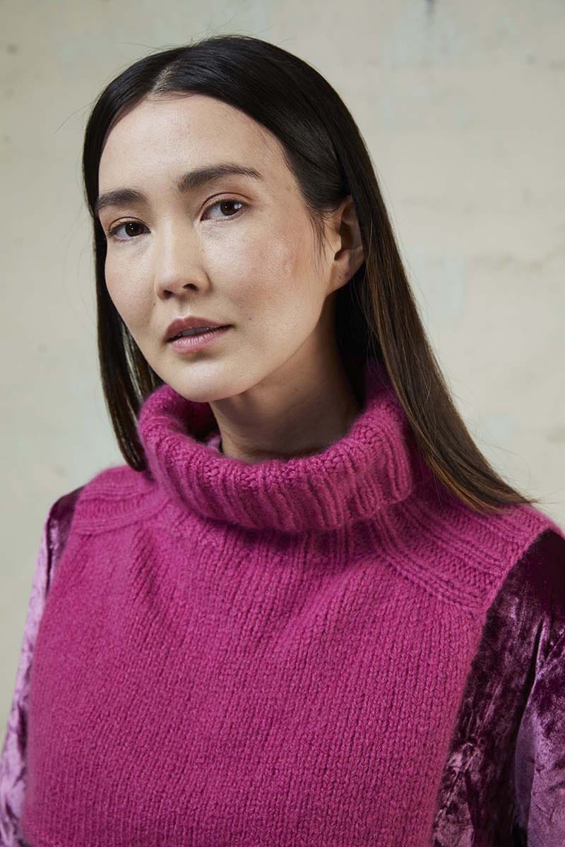 Lang Yarns Knitting Pattern NORMA Dickey Pattern Bundle in Cashmere Light by LANGYARNS | Punto 60-018
