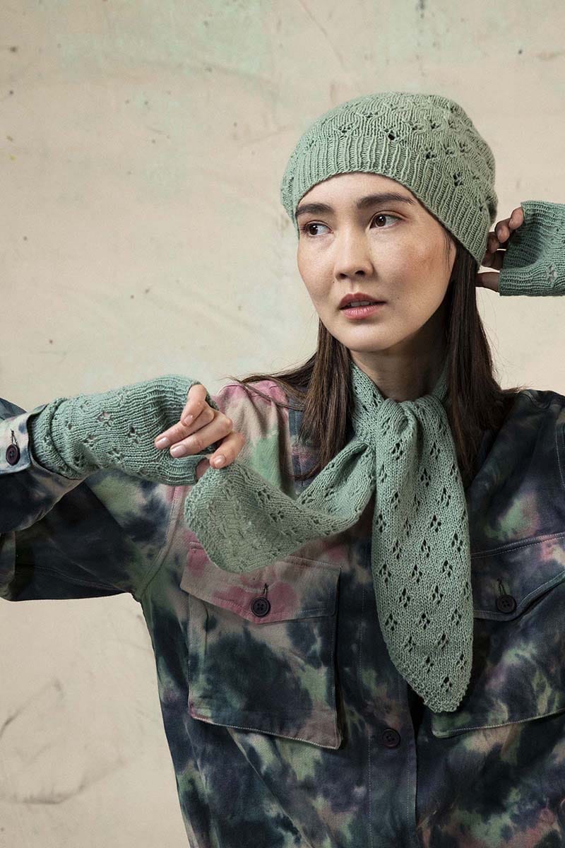 Lang Yarns Knitting Pattern OLIVIA Scarf Pattern Bundle in Cashmere Lace by LANGYARNS | Punto 60-006