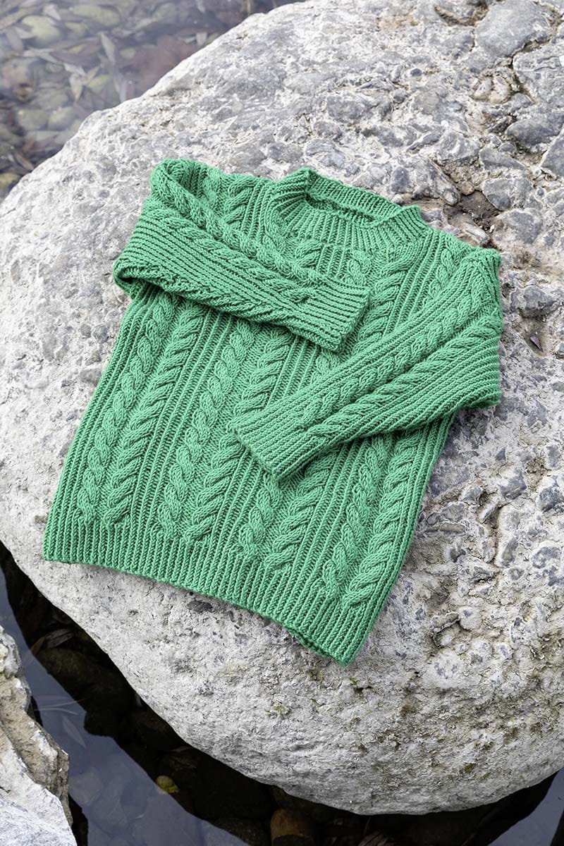 Lang Yarns Knitting Pattern Pullover Pattern Bundle in MERINO 150 by LANGYARNS | Punto 28-007
