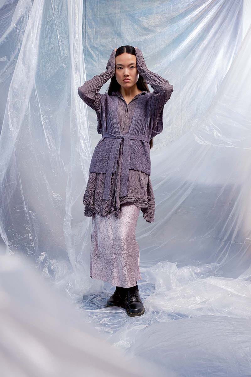 Lang Yarns Knitting Pattern RAVEN Vest Pattern Bundle in Nomad by LANGYARNS | Fatto a Mano 286-061